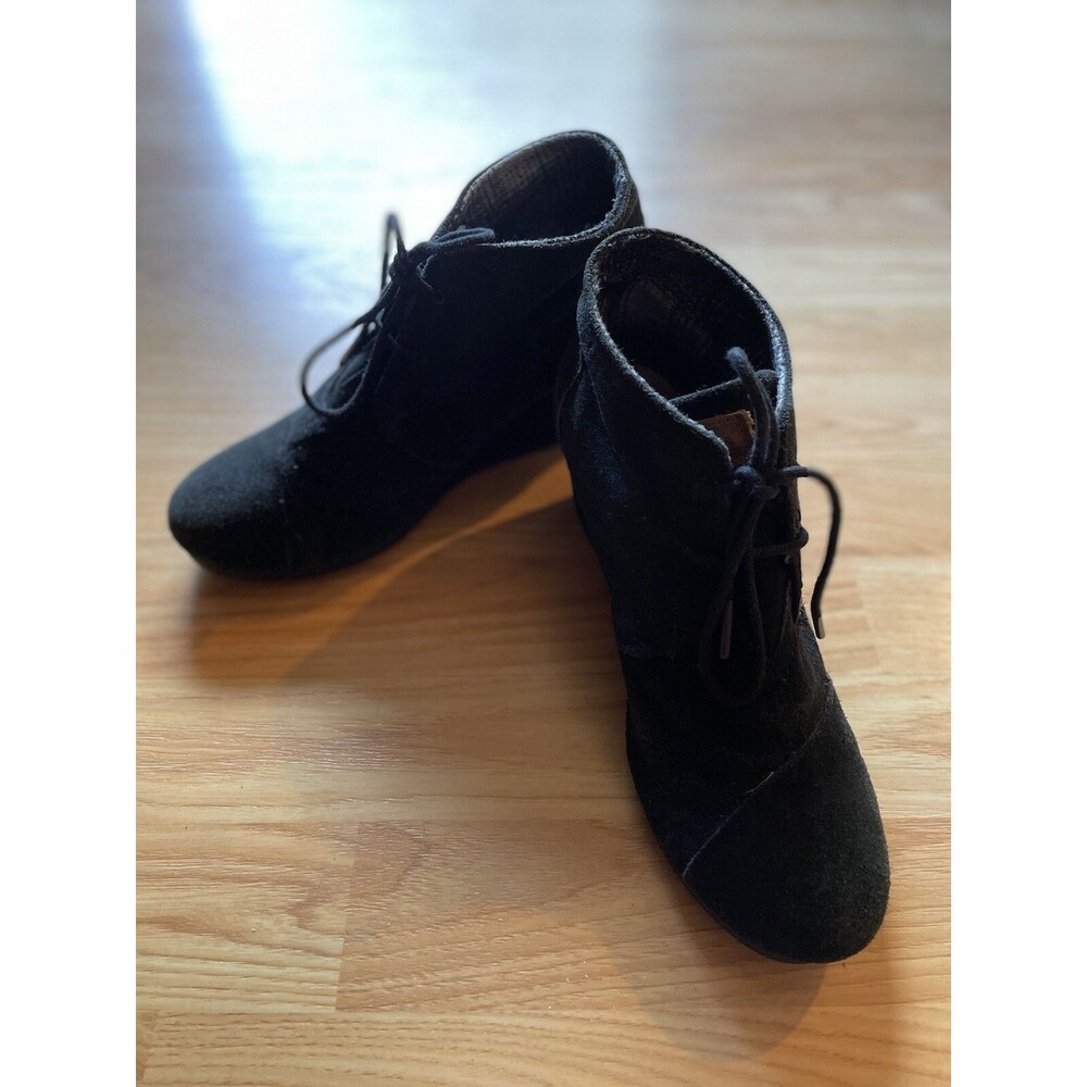 TOMS Women's Suede Wedge Booties Ankle Boots Lace Up Solid Black Size 8.5